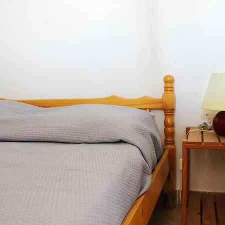 Apartmán 4 Pers, 1 Chambre, Mezzanine, Terrasse Piscine Et Parking -ref Est 16j Agde